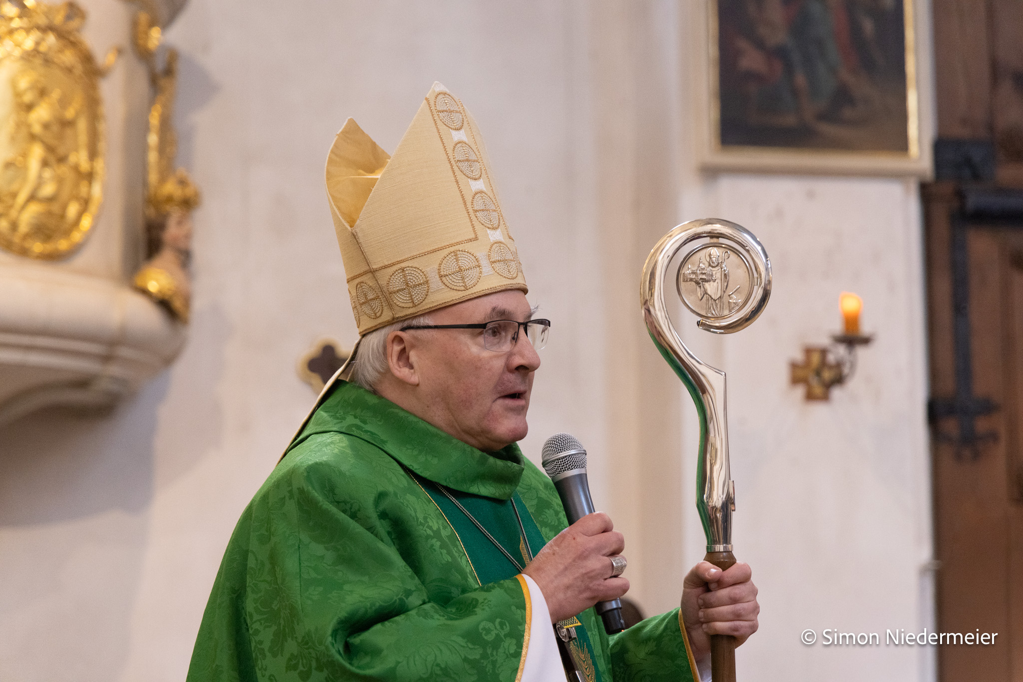 Bischof Voderholzer besuchte Loiching